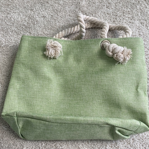 Beach 🏝️ bag - Picture 3 of 3